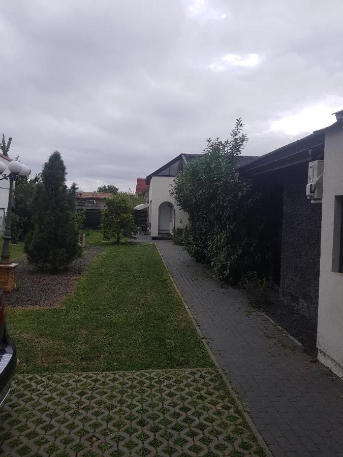 Pensiune Arada Exterior foto